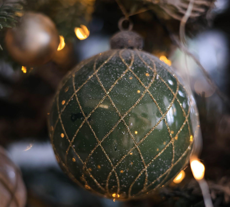 Choosing the Perfect Christmas Tree Skirt