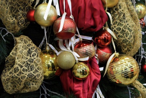 Magic of Christmas Wreaths: Adding Joy to Your Decor